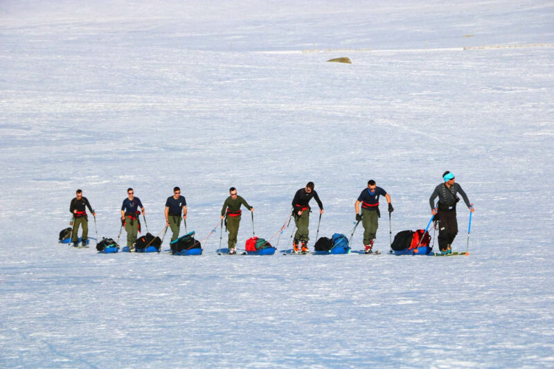 raid pulka ski rando tour du massif du sancy avec officiers de Saint Cyr